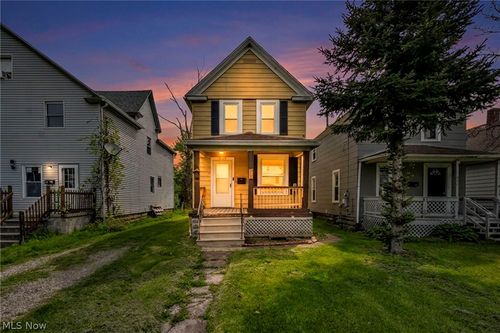 1023 Washington Ave, Lorain, OH, 44052-1967 | Card Image