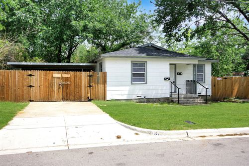 a-3109 Hunter St, Fort Worth, TX, 76112-7129 | Card Image