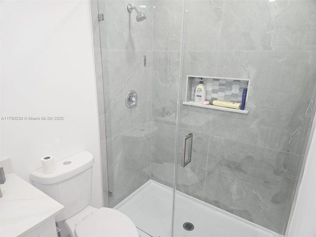 B - 19432 Sw 103 Rd Ct, Condo with 2 bedrooms, 2 bathrooms and null parking in Cutler Bay FL | Image 9