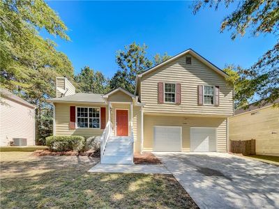 5780 Chisolm Trail, House other with 3 bedrooms, 1 bathrooms and null parking in Atlanta GA | Image 1