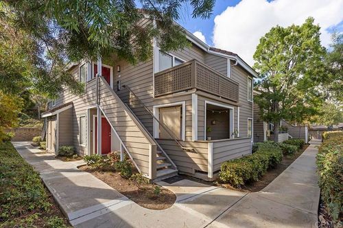 129-1095 Shadowridge Dr, Vista, CA, 92081 | Card Image