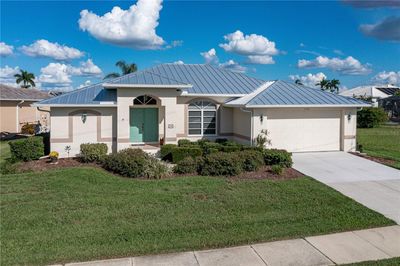 3730 Turtle Dove Boulevard, House other with 3 bedrooms, 2 bathrooms and null parking in Punta Gorda FL | Image 1