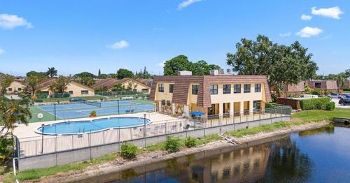 42 Springdale Cir, Palm Springs, FL, 33461-6323 | Card Image