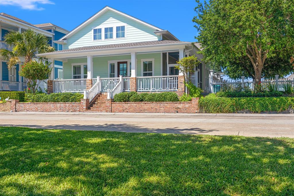 Porch St, Galveston, TX 77554