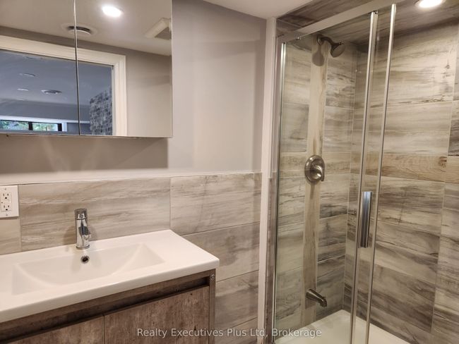 2 Zelia Crt, House other with 3 bedrooms, 2 bathrooms and 4 parking in Tiny ON | Image 18