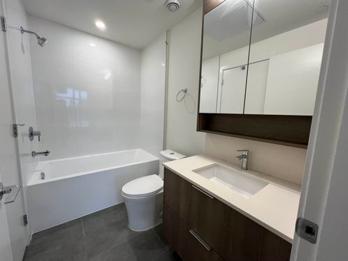 e609-10828 139a Street, Surrey, BC, V3R0H3 | Card Image