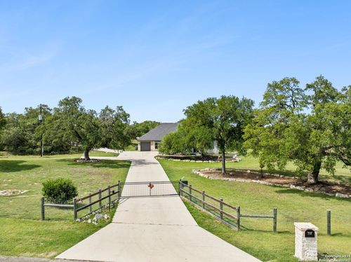 1719 Rolling Creek, Spring Branch, TX, 78070 | Card Image