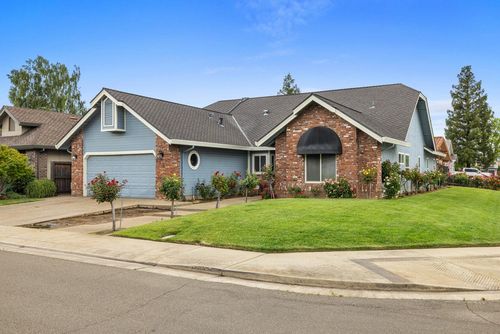 2527 Amberwood Drive, Lodi, CA, 95242 | Card Image