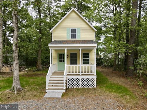 39 Neale Dr, Reedville, VA, 22539-4015 | Card Image