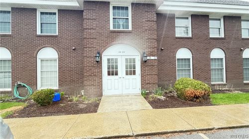 b-22 Bristol Drive, Amherst, NY, 14228 | Card Image