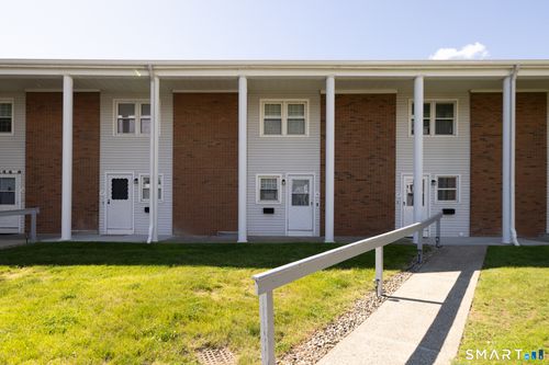 16-121 Seemans Ln, Milford, CT, 06460-4371 | Card Image