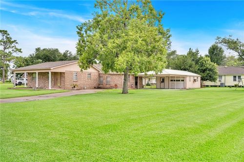 15783 River Rd, Hahnville, LA, 70057-2306 | Card Image