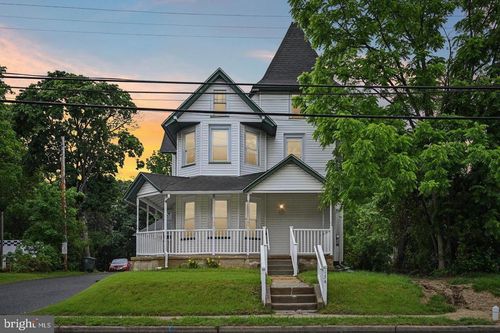 134 S Main St, Glassboro, NJ, 08028-2542 | Card Image