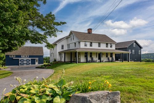 83 Thomson Rd, Bethlehem, CT, 06751-2018 | Card Image