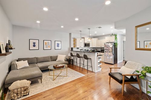 apt-2-127 Cottage St, Boston, MA, 02128-4294 | Card Image