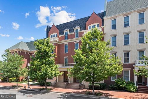 102-2109 Main Line Blvd, ALEXANDRIA, VA, 22301-3009 | Card Image