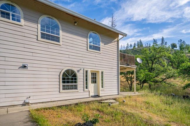 12876 E Fork Rd, House other with 3 bedrooms, 4 bathrooms and null parking in French Gulch CA | Image 6