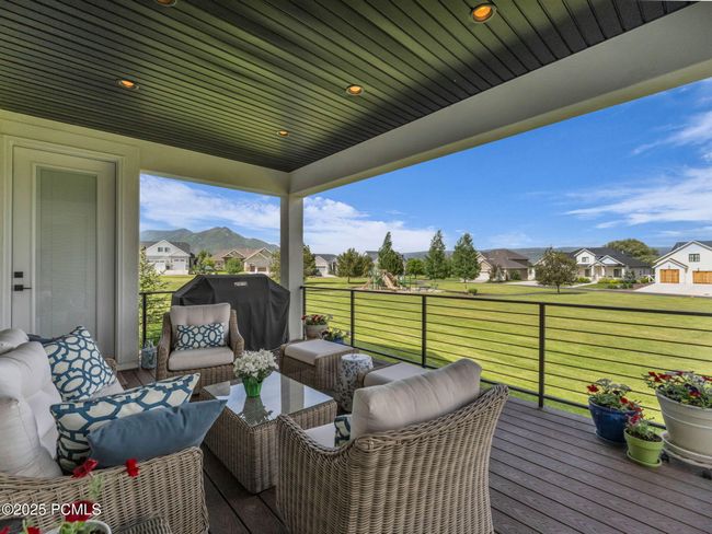 569 W Cascade Meadows Loop, Home with 6 bedrooms, 4 bathrooms and null parking in Midway UT | Image 28
