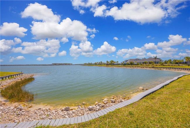 Property view of water | Image 28