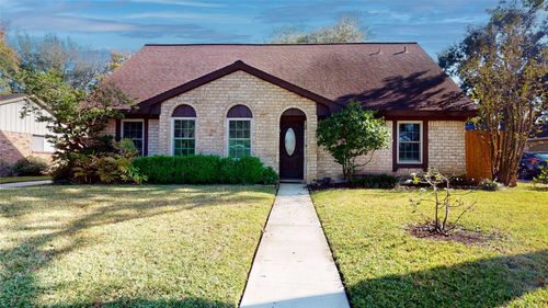 1915 Ashford Hollow Ln, Houston, TX, 77077-4811 | Card Image