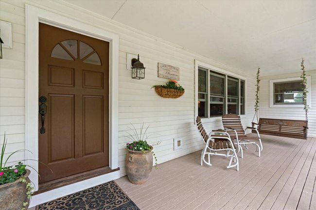 361 4 Th St, House other with 4 bedrooms, 2 bathrooms and null parking in Plainwell MI | Image 5