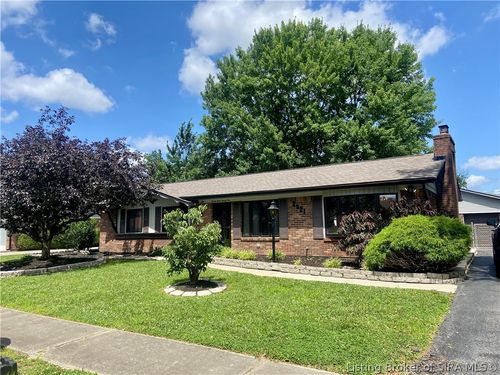 2321 Bishop Rd, Jeffersonville, IN, 47130-9501 | Card Image