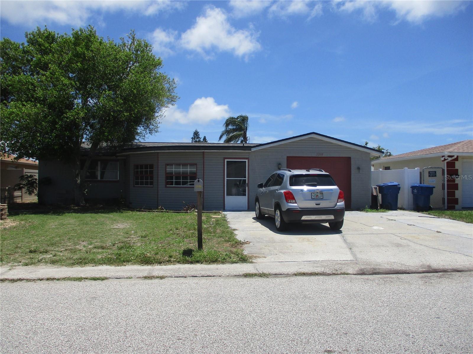 Trask Dr, Holiday, FL 34691