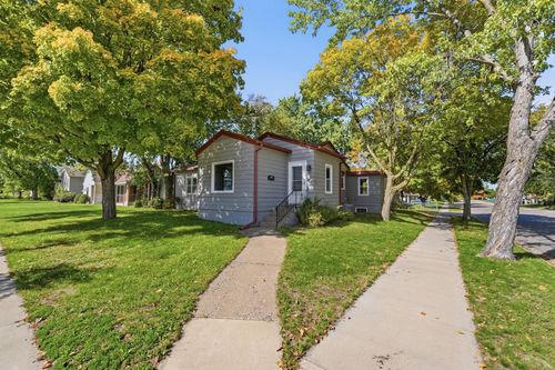 901 31st Ave N, Saint Cloud, MN, 56303-2348 | Card Image