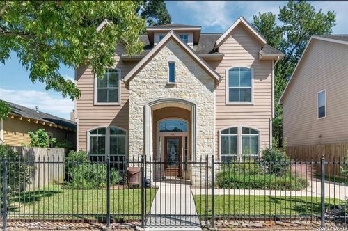 1332 Dorothy St, Houston, TX, 77008 | Card Image
