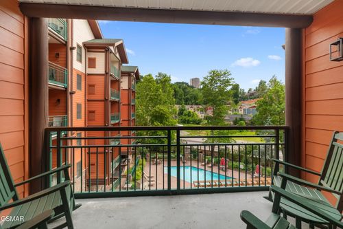 308-215 Woliss Ln, Gatlinburg, TN, 37738-3527 | Card Image