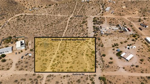 2034 S Guthrie Rd, Golden Valley, AZ, 86413-9108 | Card Image