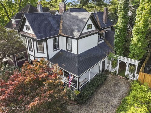 719 Luttrell St, Knoxville, TN, 37917-7239 | Card Image