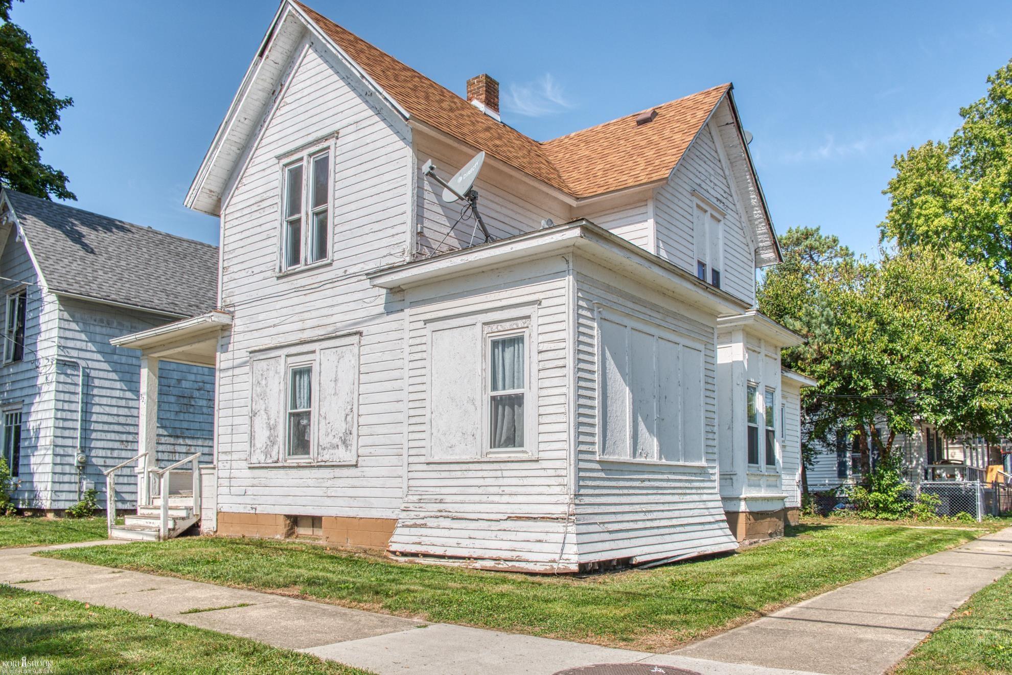 Mason St, Owosso, MI 48867