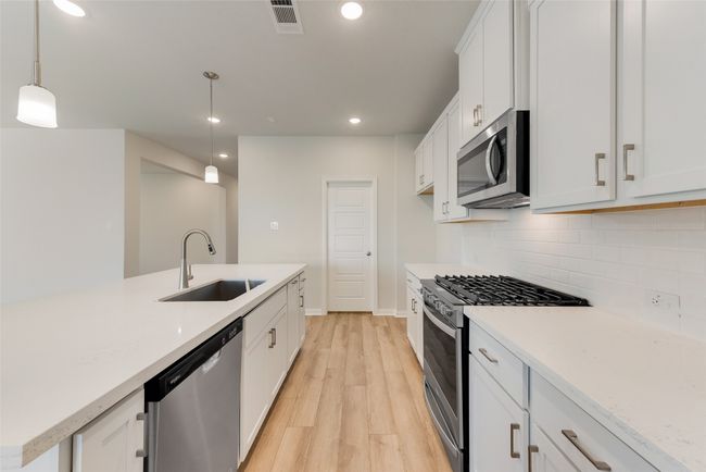 5813 Edward Dr, House other with 3 bedrooms, 2 bathrooms and null parking in Aubrey TX | Image 9