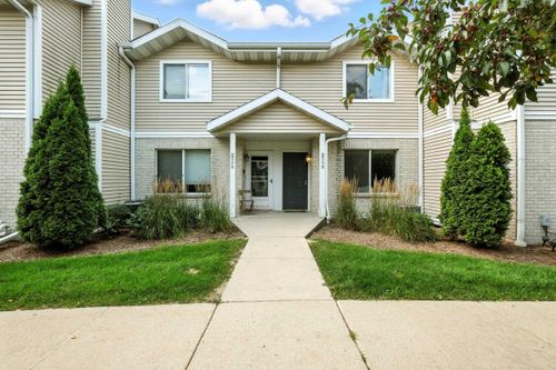 apt-d-6973 Chester Dr, Madison, WI, 53719-1917 | Card Image