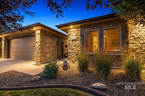 3501 W Torana Dr, Meridian, ID, 83646-4635 | Card Image