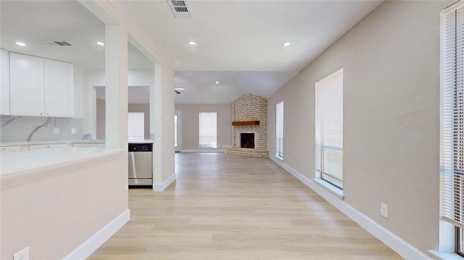7126 Rio Blanco Dr, House other with 3 bedrooms, 2 bathrooms and 2 parking in Houston TX | Image 12