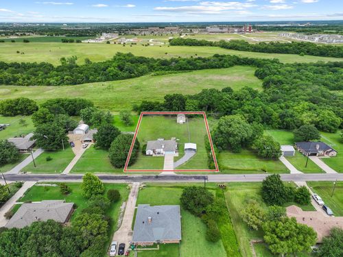 2601 Rolling Hills Dr, Sherman, TX, 75092-4792 | Card Image