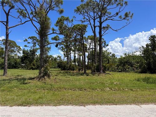3728 Mango St, ST. JAMES CITY, FL, 33956-2552 | Card Image