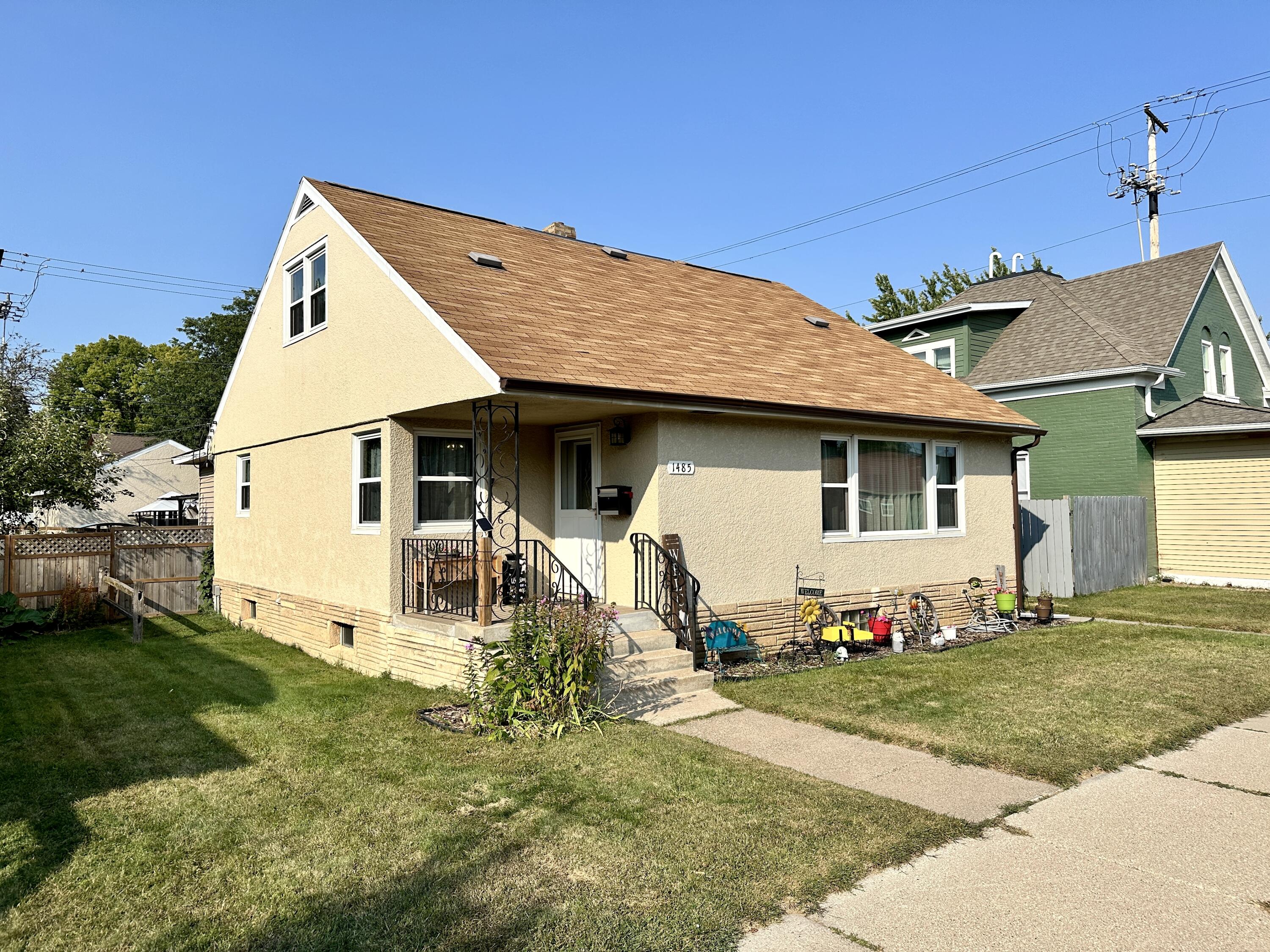 Redfield St, LA Crosse, WI 54601