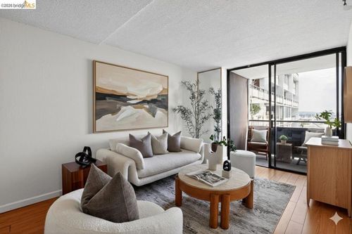 1119-801 801 Franklin, Oakland, CA, 94607 | Card Image