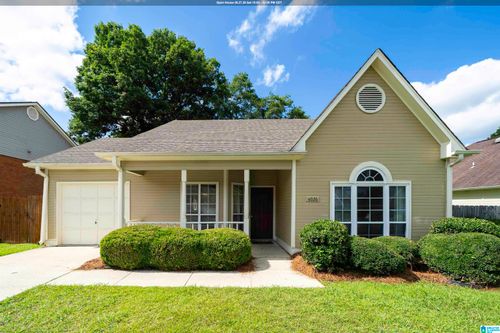 4026 Saddle Run Cir, Pelham, AL, 35124-2624 | Card Image