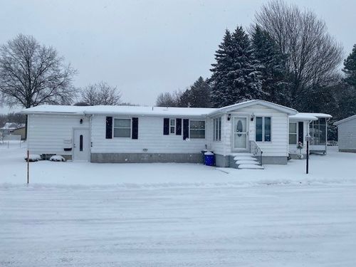 4509 S Park Ln, Erie, PA, 16506-1425 | Card Image