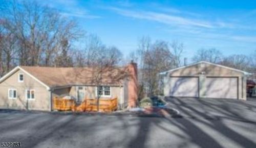 43 Wildwood Shores Dr, Hopatcong, NJ, 07843-1924 | Card Image