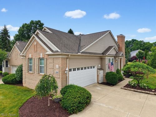 8578 Pine Creek Lane, Northfield, OH, 44067 | Card Image