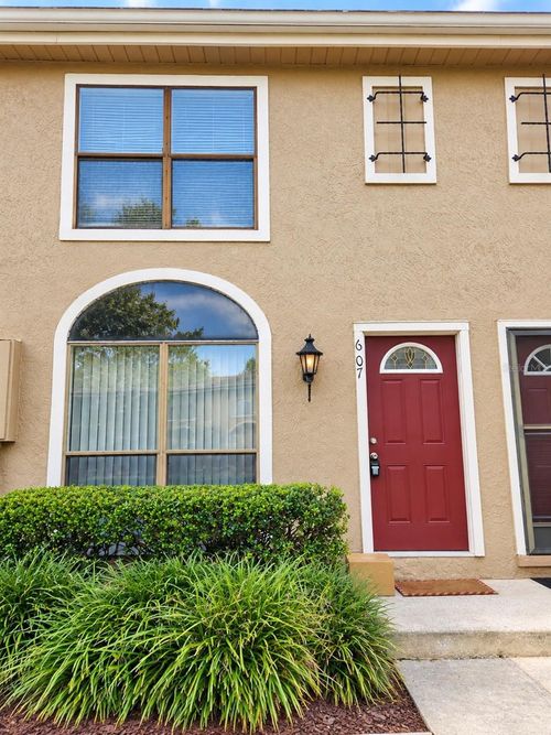 f-607 Casa Park Ct E, WINTER SPRINGS, FL, 32708-5417 | Card Image