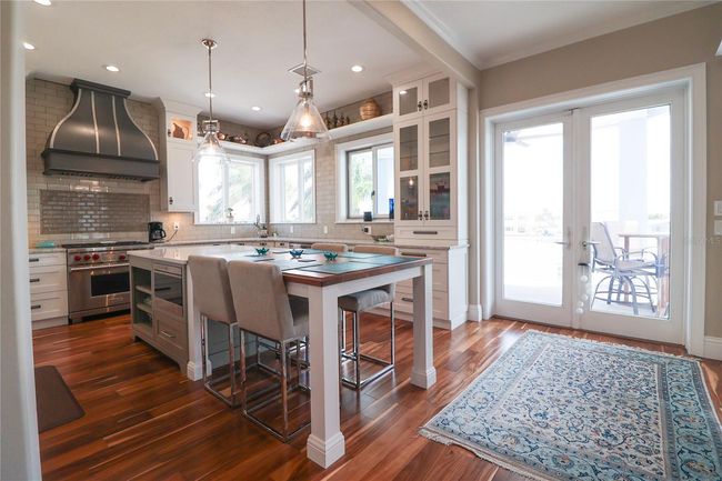 11105 5 Th St E, House other with 4 bedrooms, 4 bathrooms and null parking in TREASURE ISLAND FL | Image 10