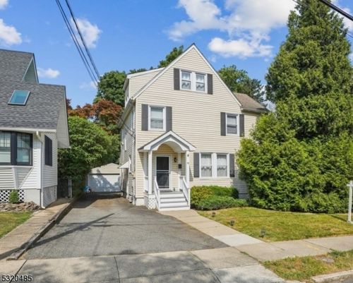 18 Duncan St, Millburn, NJ, 07041-1204 | Card Image