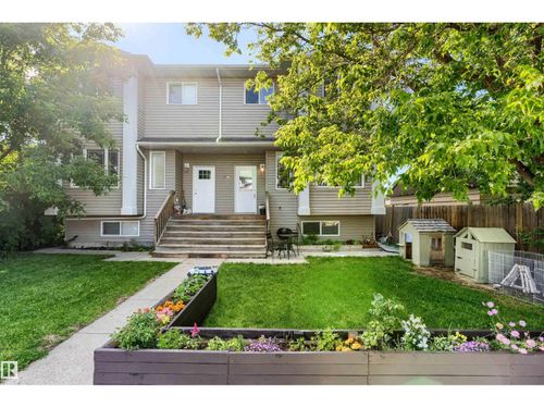 5032 50 St, Gibbons, AB, T0A | Card Image