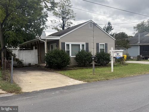 765 204th St, PASADENA, MD, 21122-1531 | Card Image